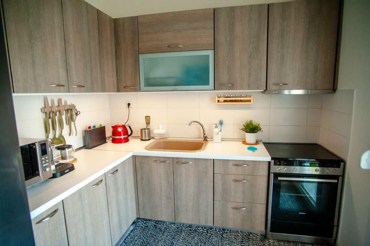Aegean Family Apartment Peraia  ภายนอก รูปภาพ